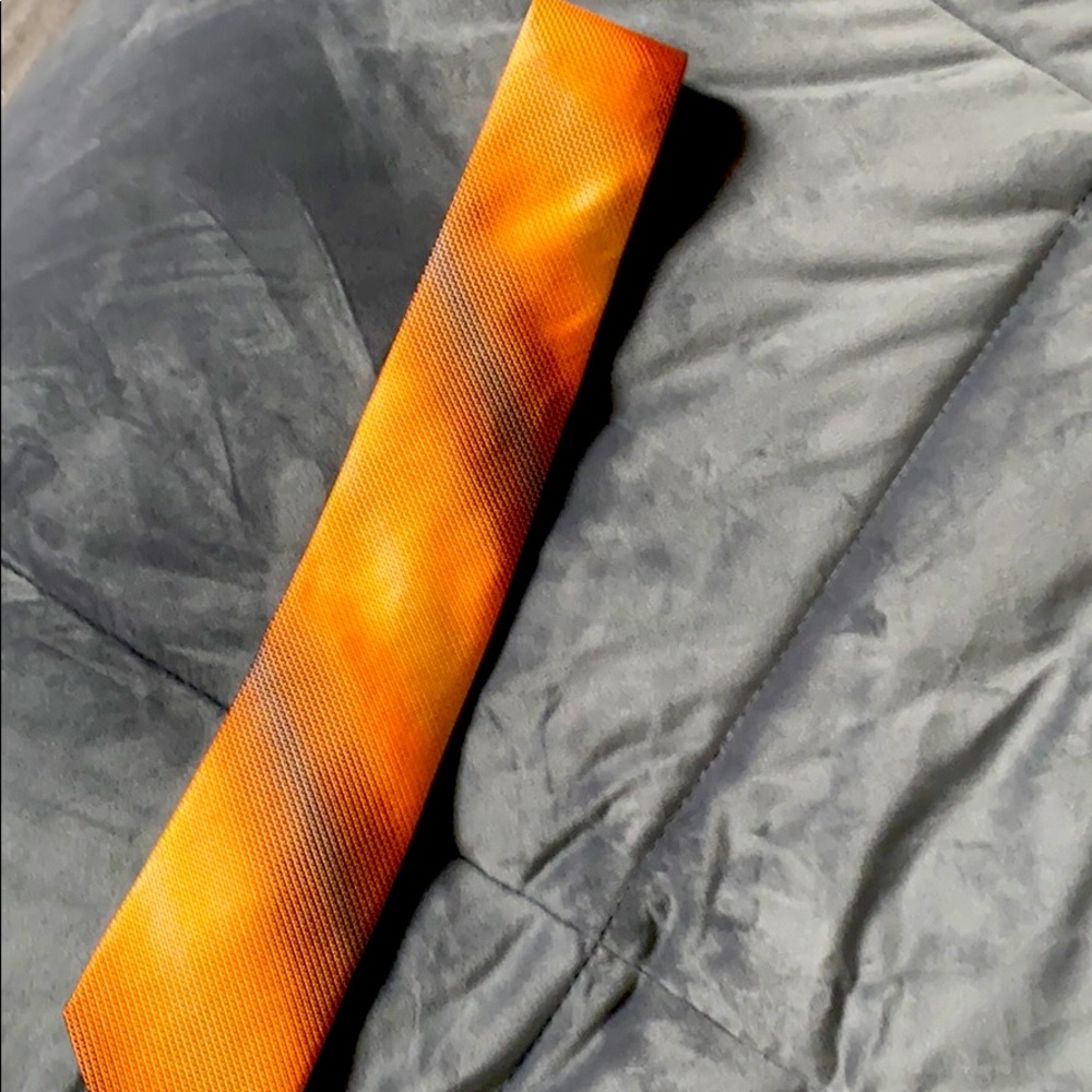 Men’s tie